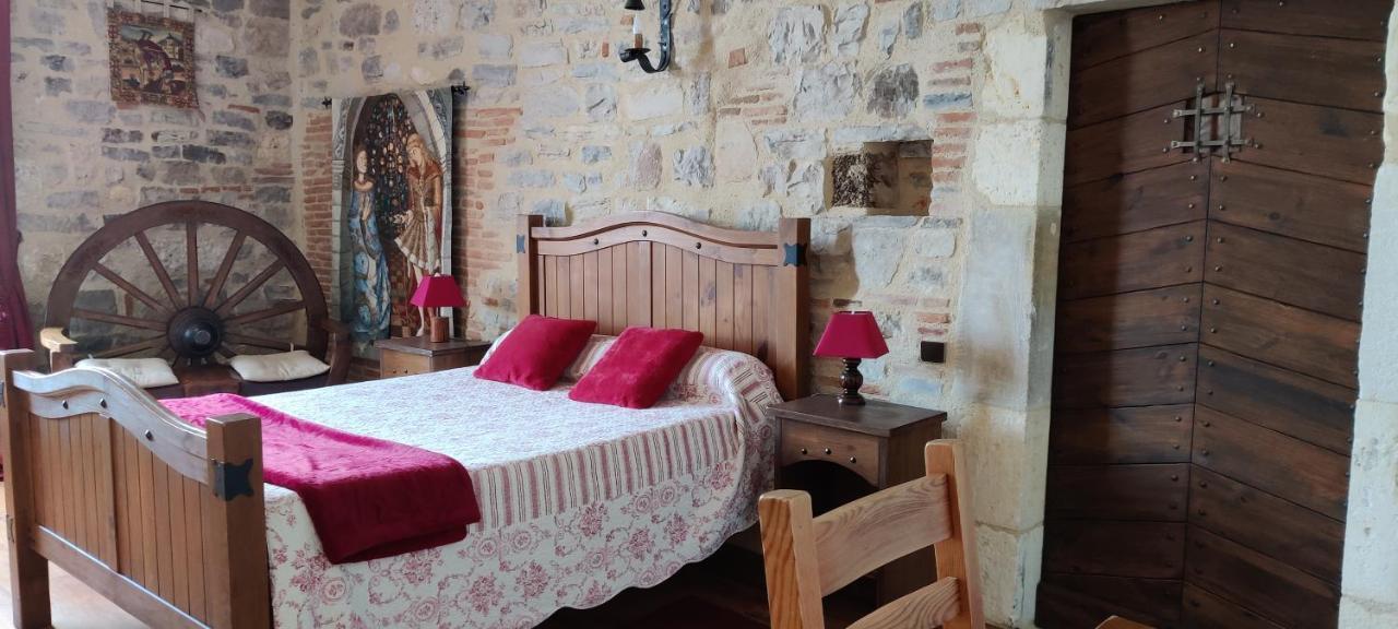 كورد سور سيال Chambres D'Hotes L'Escuelle Des Chevaliers المظهر الخارجي الصورة